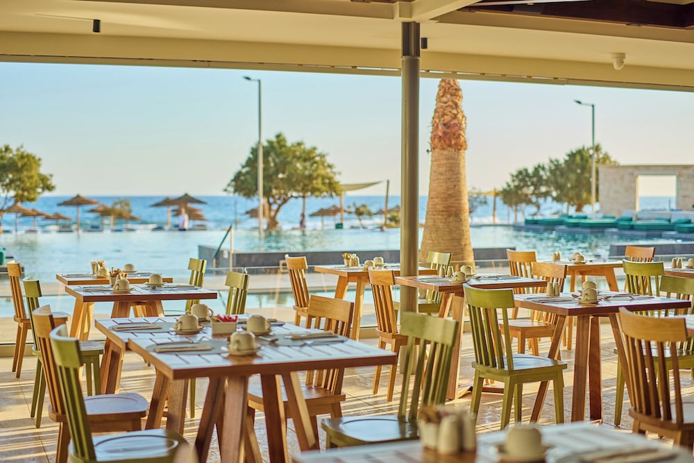 Paralos Kosta Alímia — Restaurant & bars in Hersonissos