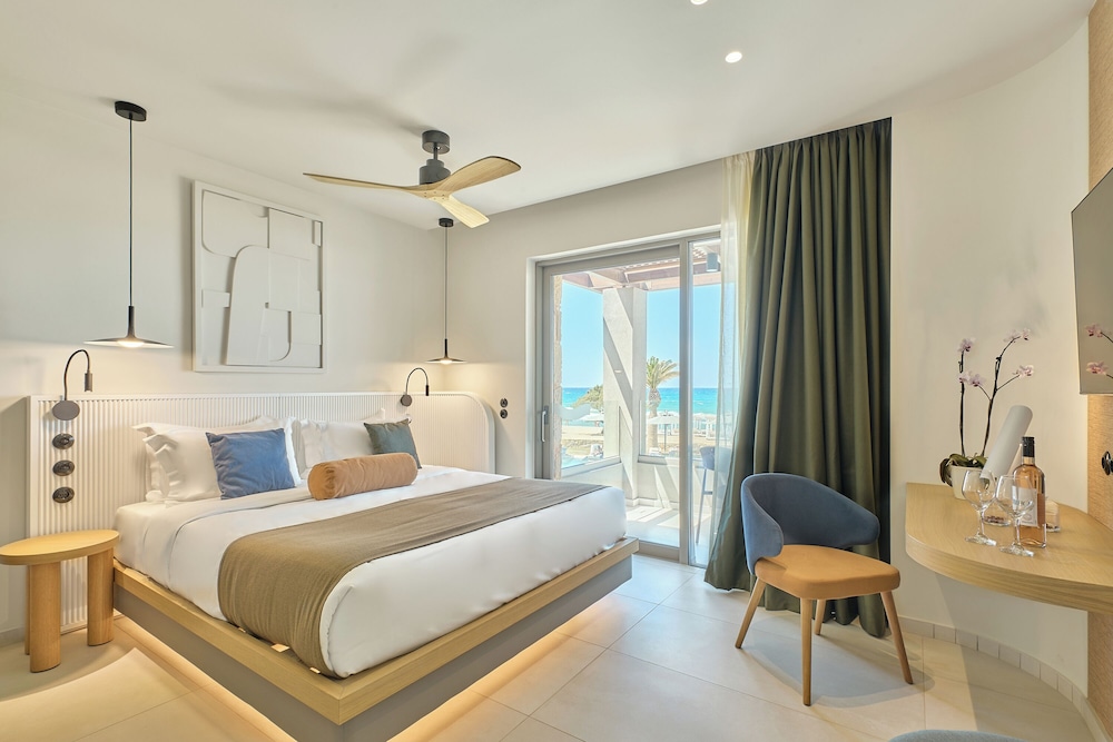 Paralos Kosta Alímia — Hotel rooms in Hersonissos