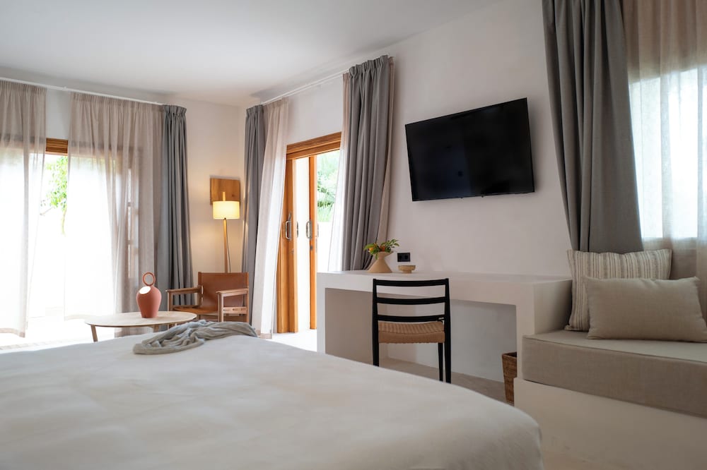 Can Jaume by Ocean Drive — Hotel rooms in Santa Eulalia, Balearic Islands