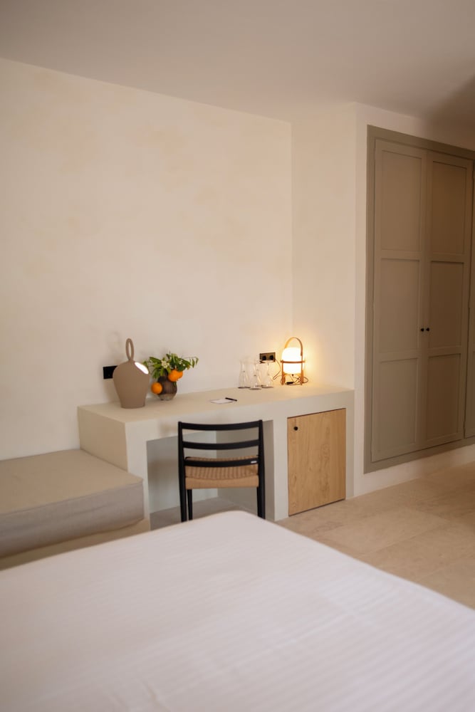 Can Jaume by Ocean Drive — Hotel rooms in Santa Eulalia, Balearic Islands