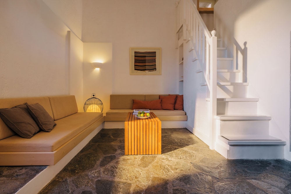 Koutouloufari Village Holiday Club — Hotel rooms in Hersonissos