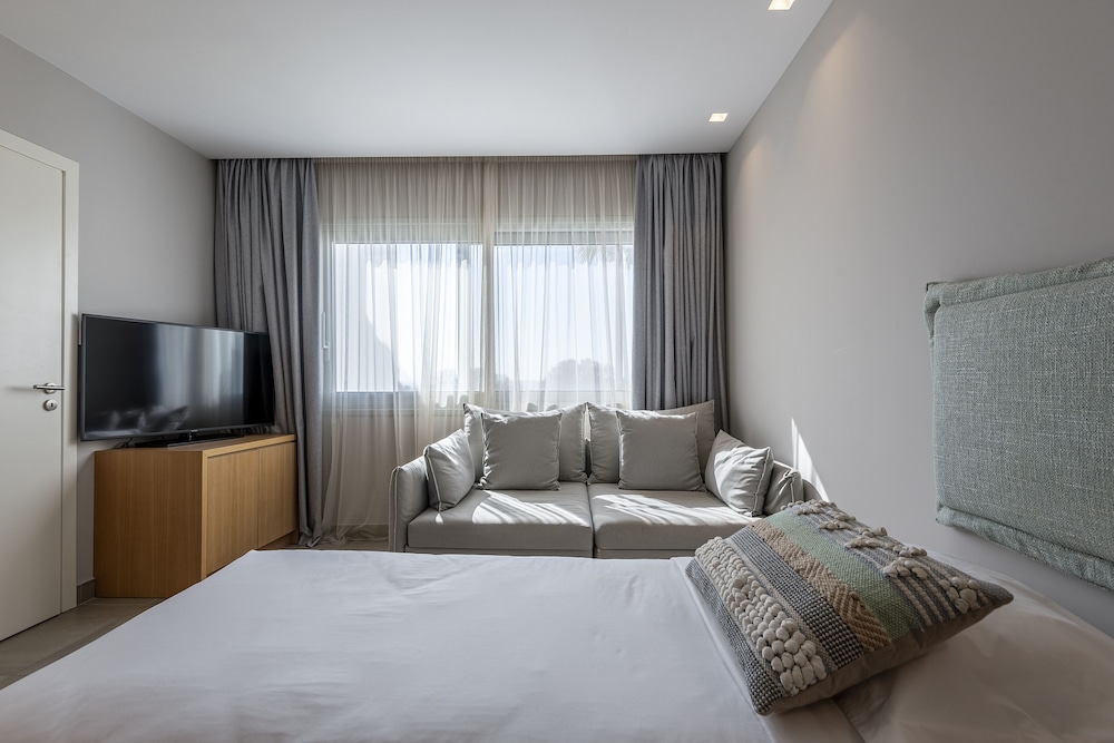 Atlantica Beach Resort Kos - All Inclusive — Hotel rooms in Kardamena, South Aegean