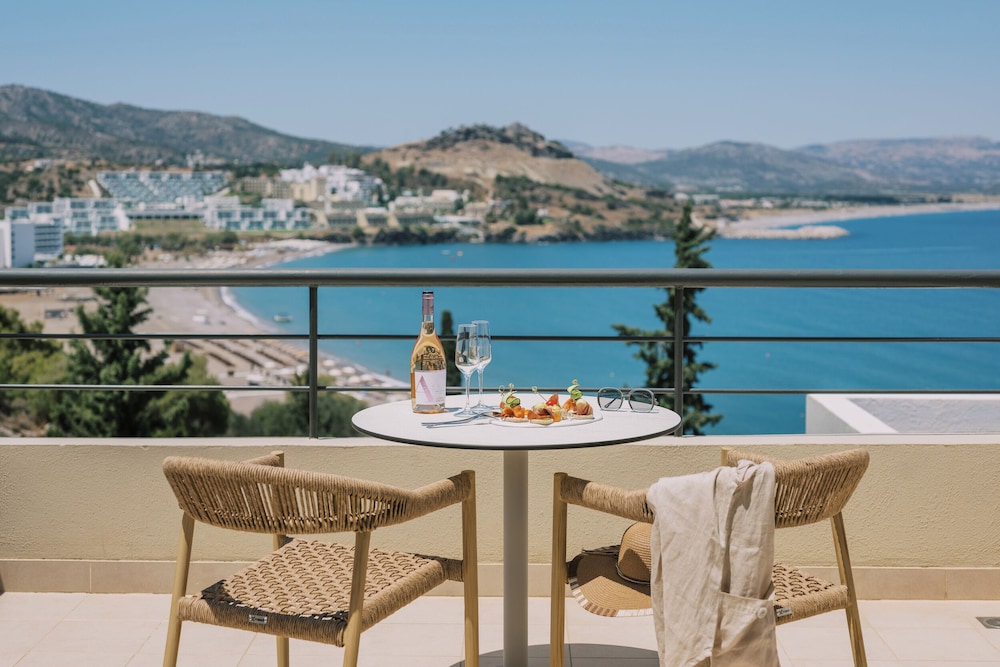 Lindos Mare — Restaurant & bars in Lindos, South Aegean