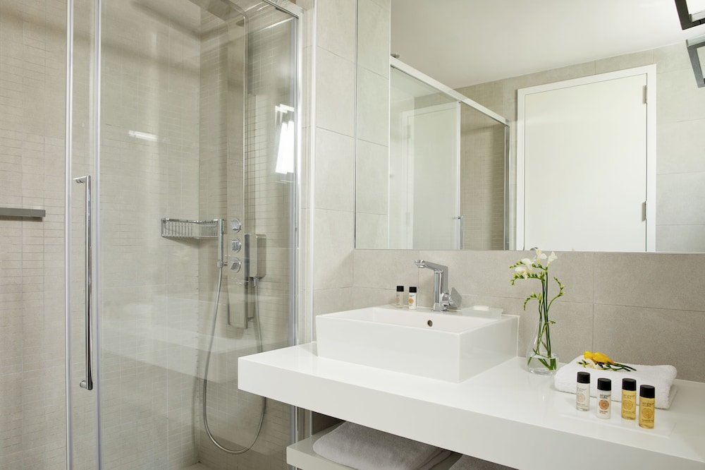 Lindos Mare — Hotel rooms in Lindos, South Aegean
