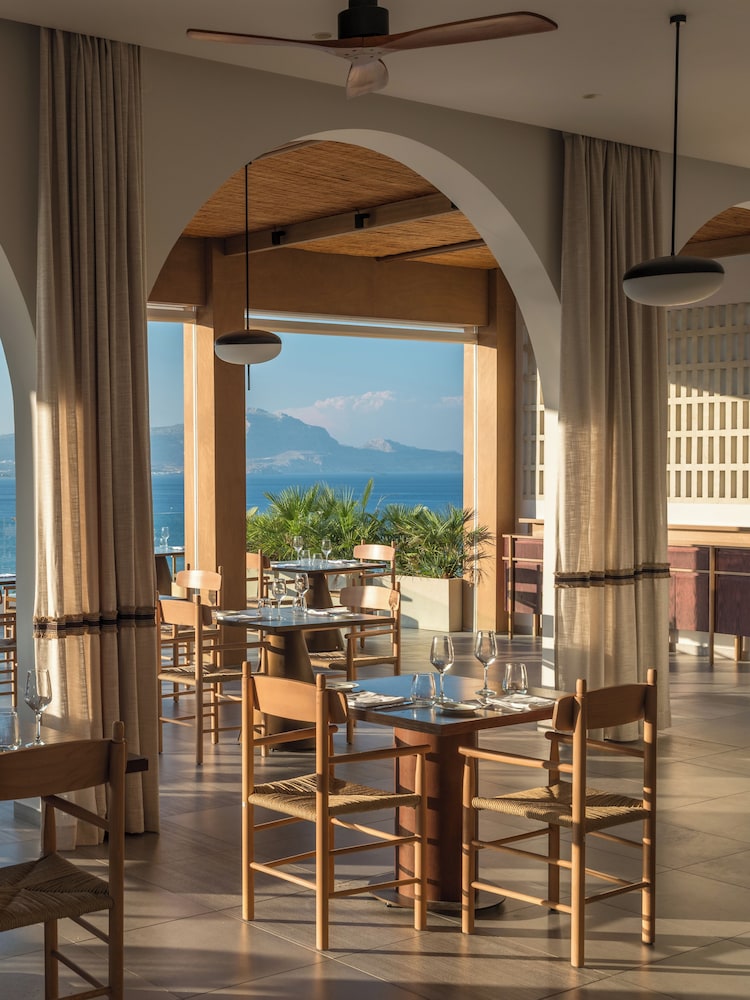 Lindos Mare — Restaurant & bars in Lindos, South Aegean
