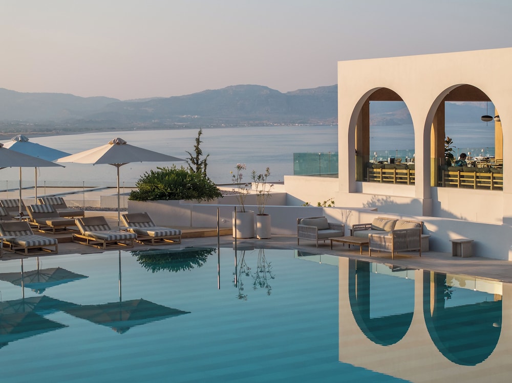 Lindos Mare — Swimming pool in Lindos, South Aegean