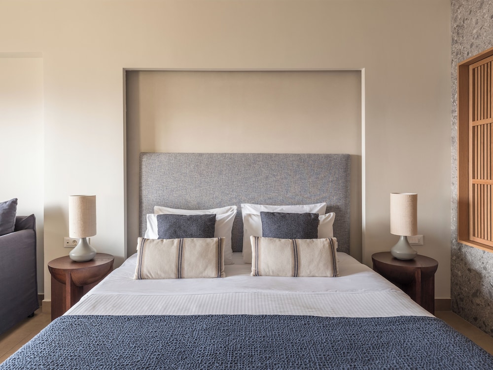 Lindos Mare — Hotel rooms in Lindos, South Aegean