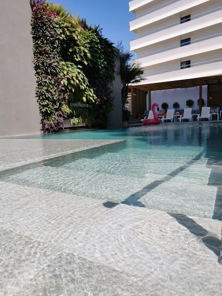 Manousos City Hotel — Swimming pool in Rhodes Town, South Aegean