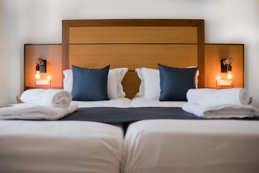 Manousos City Hotel — Hotel rooms in Rhodes Town, South Aegean