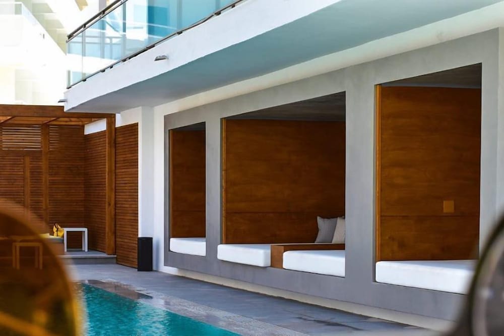Manousos City Hotel — Swimming pool in Rhodes Town, South Aegean
