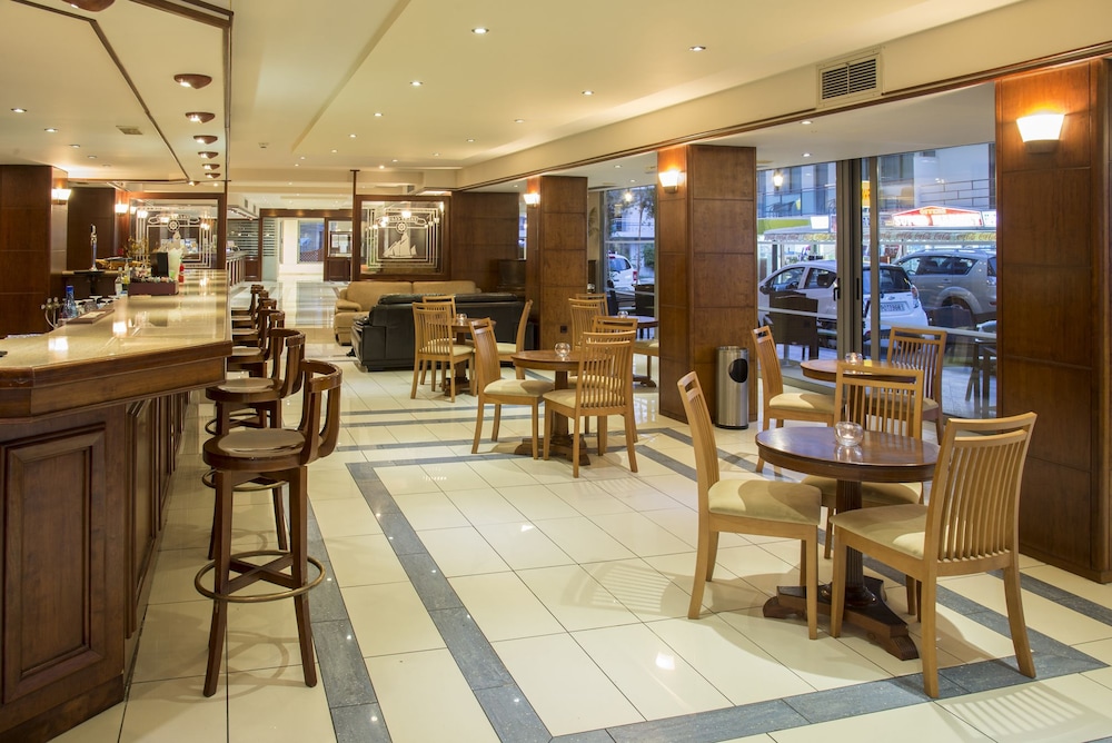 Manousos City Hotel — Restaurant & bars in Rhodes Town, South Aegean