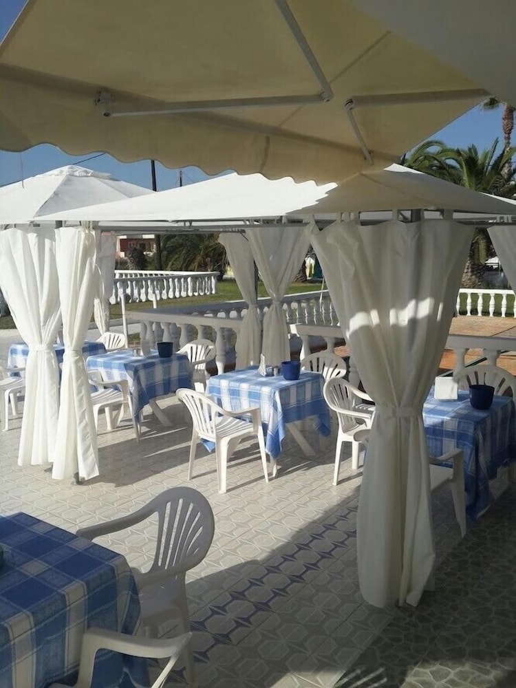 Mariliza Beach — Restaurant & bars in Marmari (Kos), South Aegean