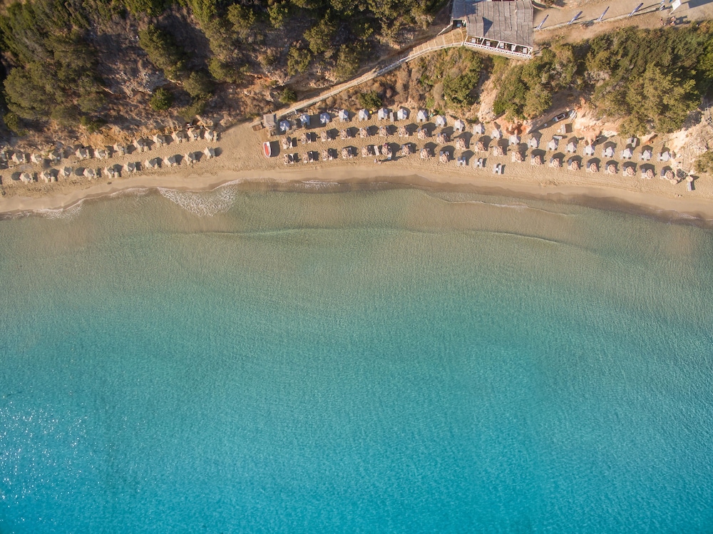 Mistral Mare — Beach in Istro