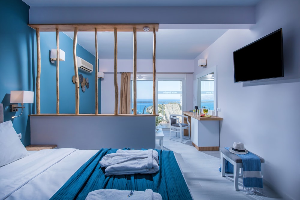 Mistral Mare — Hotel rooms in Istro