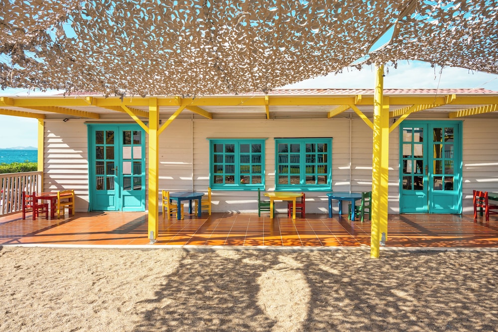 Mitsis Norida — Attractions for children in Kardamena, South Aegean