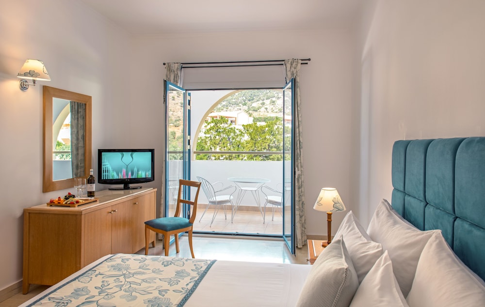 Mitsis Norida — Hotel rooms in Kardamena, South Aegean