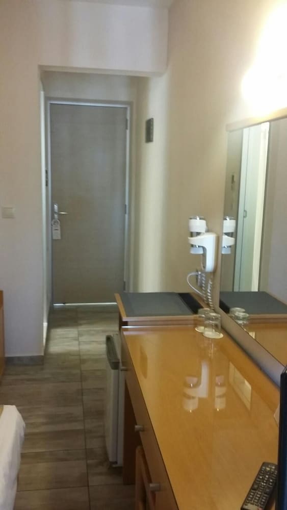 Nafsika Hotel — Hotel rooms in Rhodes Town, South Aegean