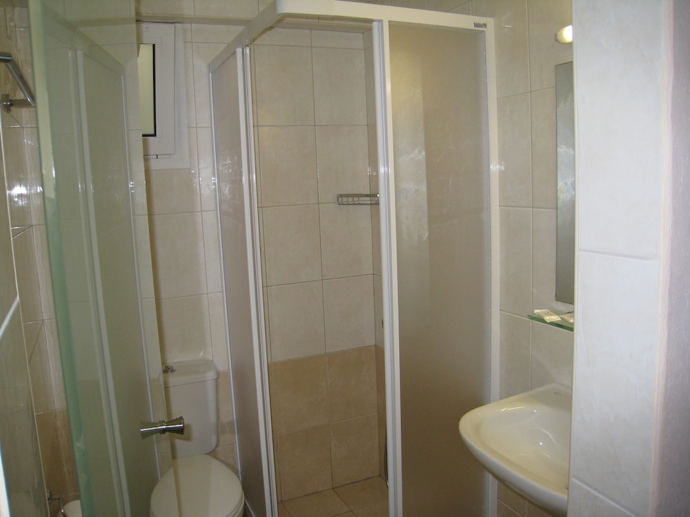 Nafsika Hotel — Hotel rooms in Rhodes Town, South Aegean
