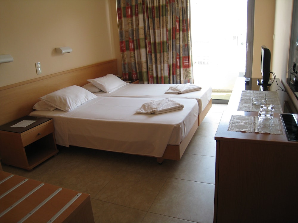Nafsika Hotel — Hotel rooms in Rhodes Town, South Aegean