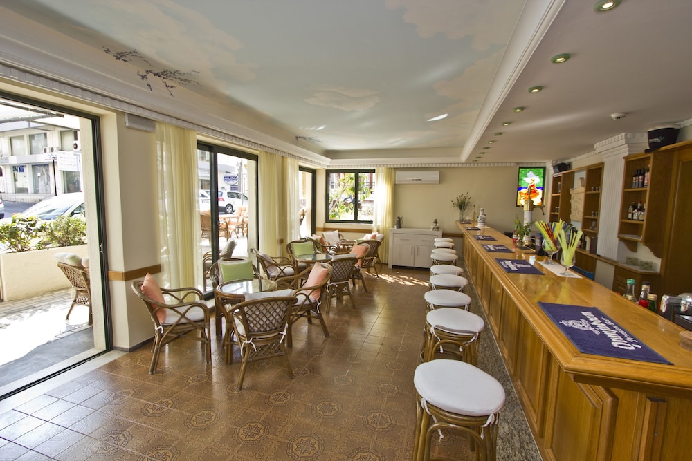 Nafsika Hotel — Restaurant & bars in Rhodes Town, South Aegean