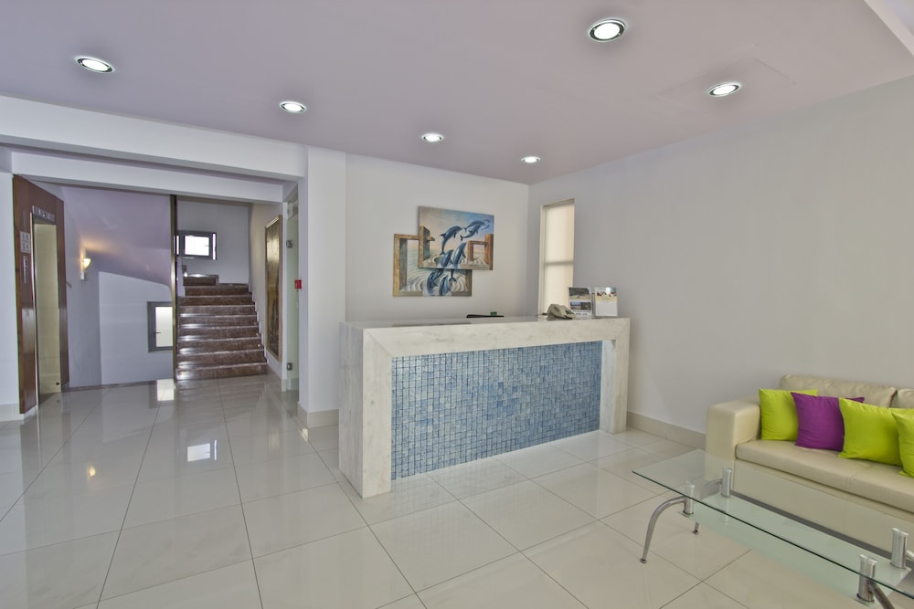 Nafsika Hotel — Hotel rooms in Rhodes Town, South Aegean