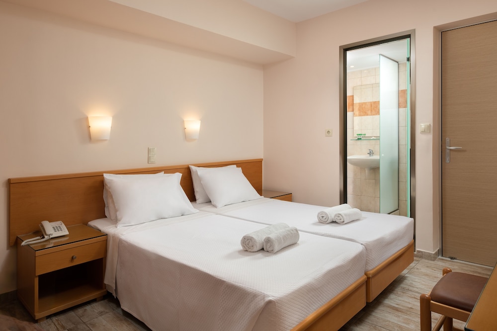 Nafsika Hotel — Hotel rooms in Rhodes Town, South Aegean