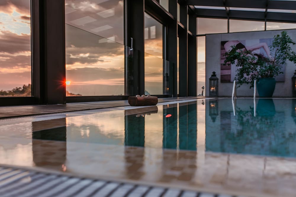 Graffit Gallery Design Hotel — Main photo in Varna, Varna Region