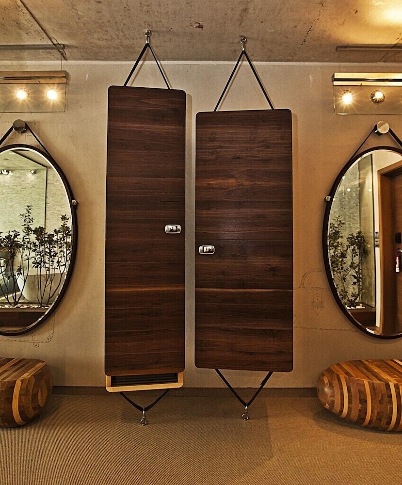 Graffit Gallery Design Hotel — Hotel rooms in Varna, Varna Region