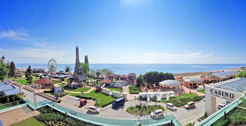 INTERNATIONAL Hotel Casino & Tower Suites — Attractions in the area in Golden Sands, Varna Region