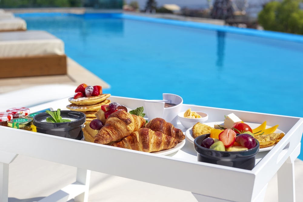 INTERNATIONAL Hotel Casino & Tower Suites — Restaurant & bars in Golden Sands, Varna Region