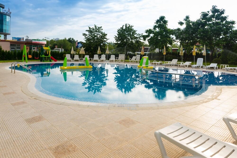 Regatta Palace Hotel — Pool in Sunny Beach, Burgas Region