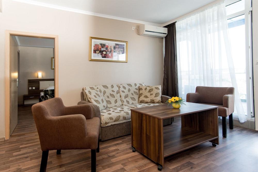 Regatta Palace Hotel — Rooms in Sunny Beach, Burgas Region