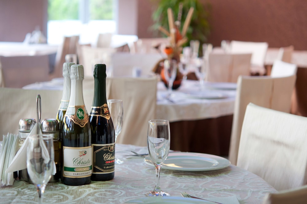 Regatta Palace Hotel — Restaurant & bars in Sunny Beach, Burgas Region