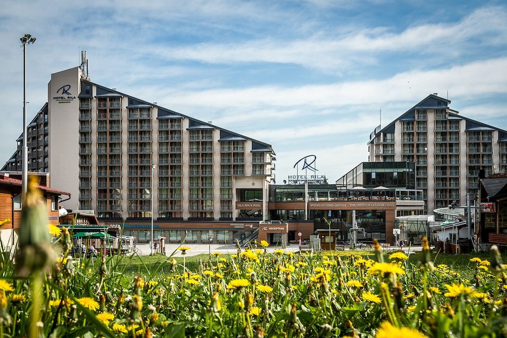 Rila Hotel Borovets — Hotel building in Samokov, Sofia (province)