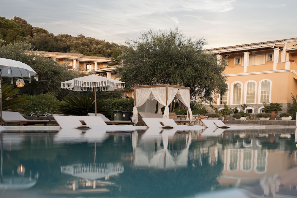 Nefeli Hotel — Swimming pool in Gouvia, Ionian Islands