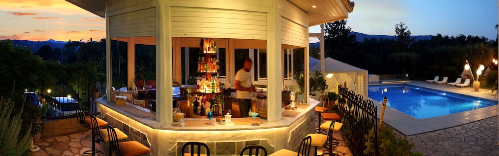 Nefeli Hotel — Restaurant & bars in Gouvia, Ionian Islands
