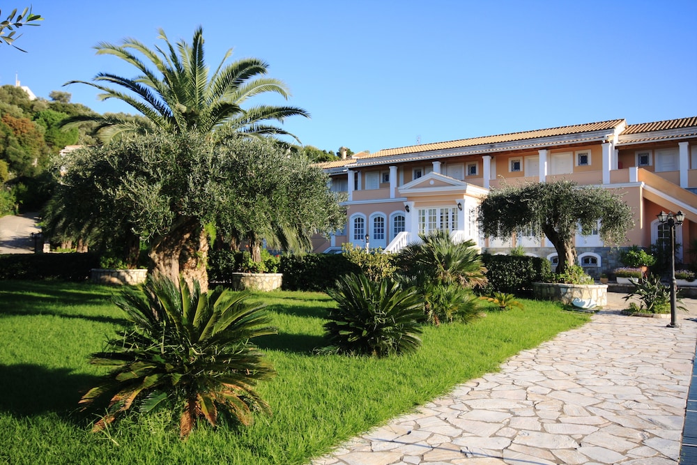 Nefeli Hotel — Hotel building in Gouvia, Ionian Islands