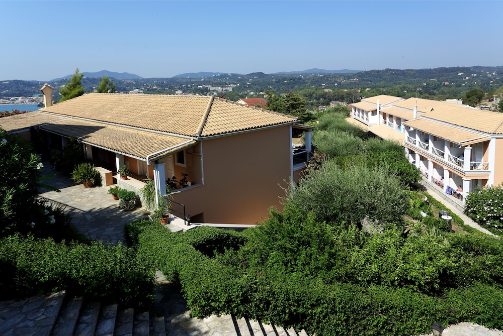 Nefeli Hotel — Hotel building in Gouvia, Ionian Islands