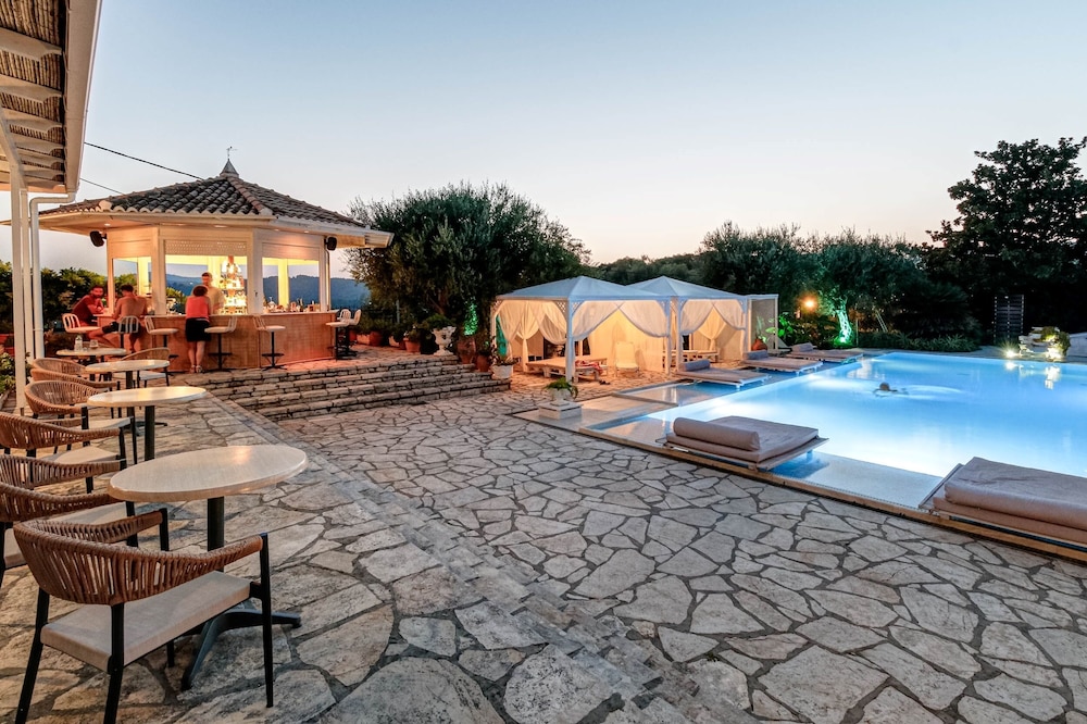 Nefeli Hotel — Restaurant & bars in Gouvia, Ionian Islands