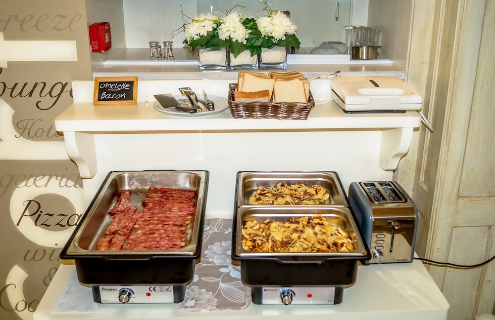 Nefeli Hotel — Restaurant & bars in Gouvia, Ionian Islands