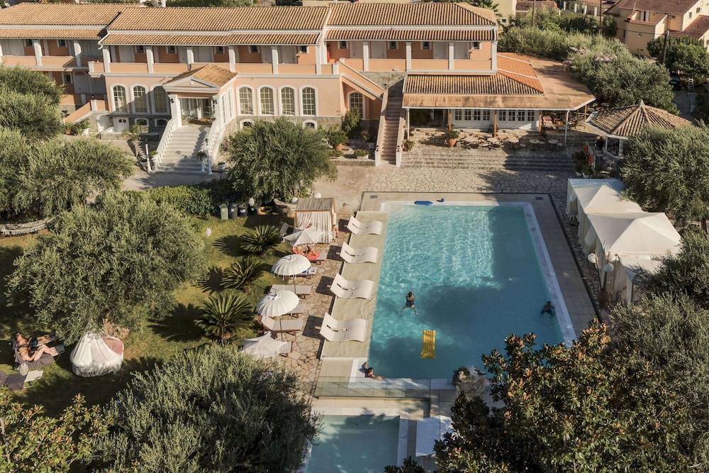 Nefeli Hotel — Swimming pool in Gouvia, Ionian Islands