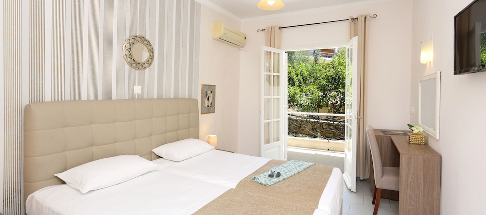 Nefeli Hotel — Hotel rooms in Gouvia, Ionian Islands