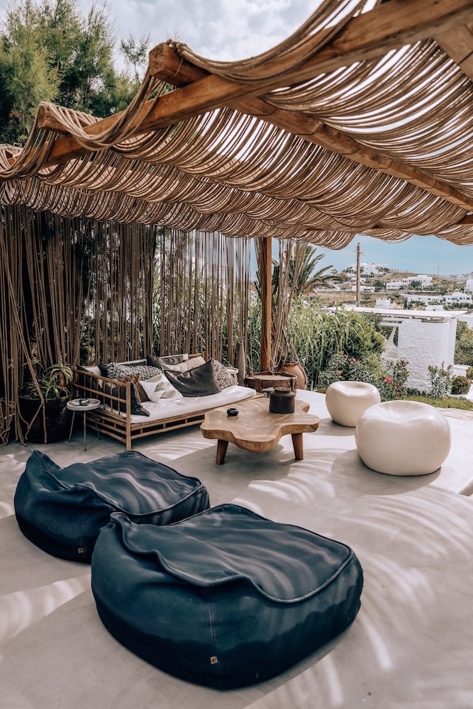 Ostraco Suites — Restaurant & bars in Mykonos Town, South Aegean