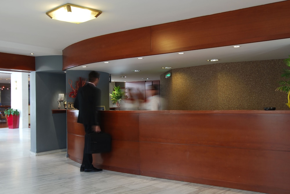 Palatino Hotel — Hotel building in Zante Town, Ionian Islands