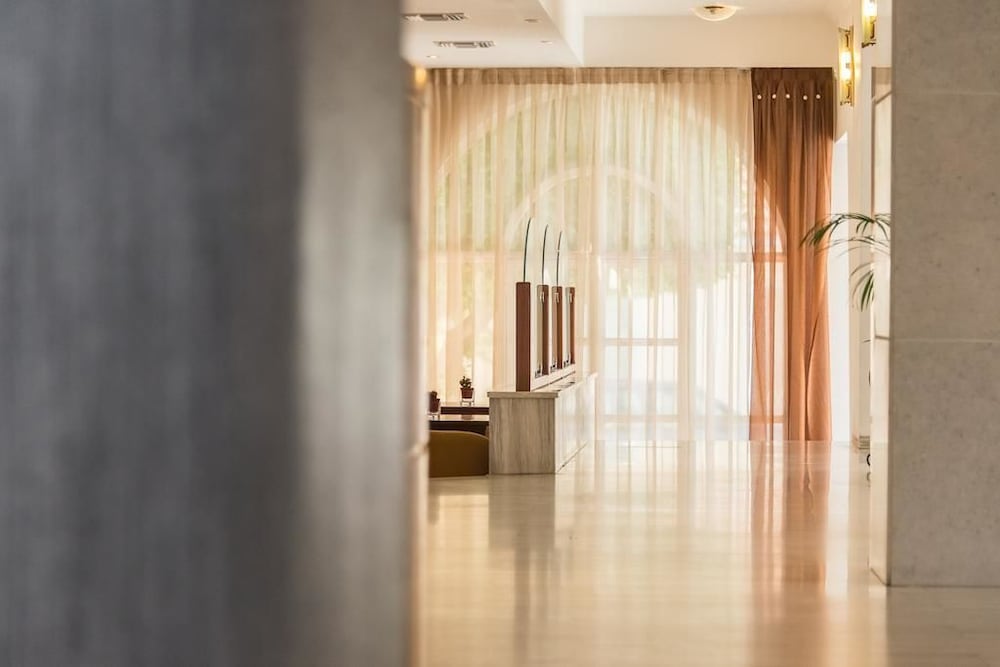 Palatino Hotel — Hotel building in Zante Town, Ionian Islands