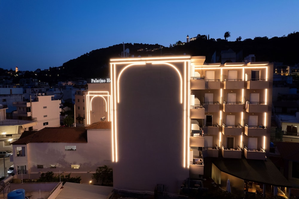 Palatino Hotel — Hotel building in Zante Town, Ionian Islands