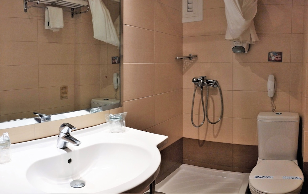 Palatino Hotel — Hotel rooms in Zante Town, Ionian Islands