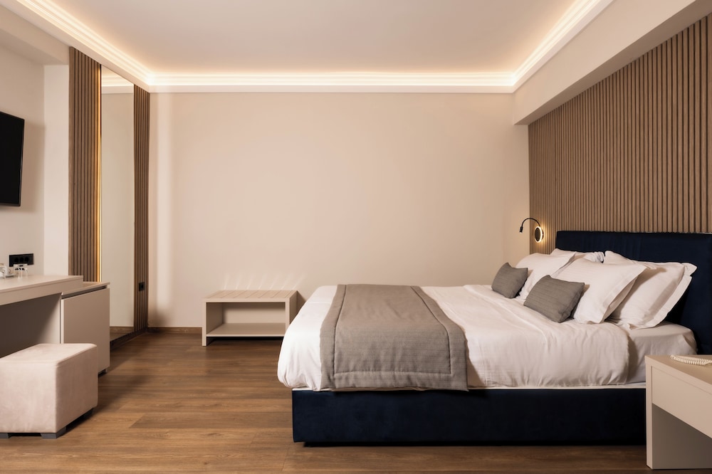 Palatino Hotel — Hotel rooms in Zante Town, Ionian Islands