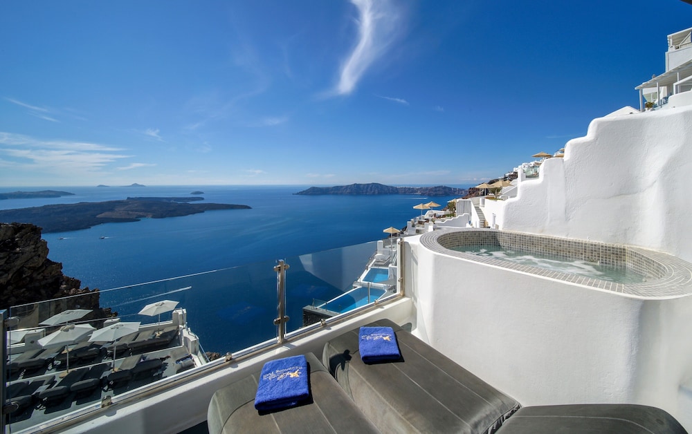 Pegasus Suites & Spa — Hotel rooms in Imerovigli, South Aegean