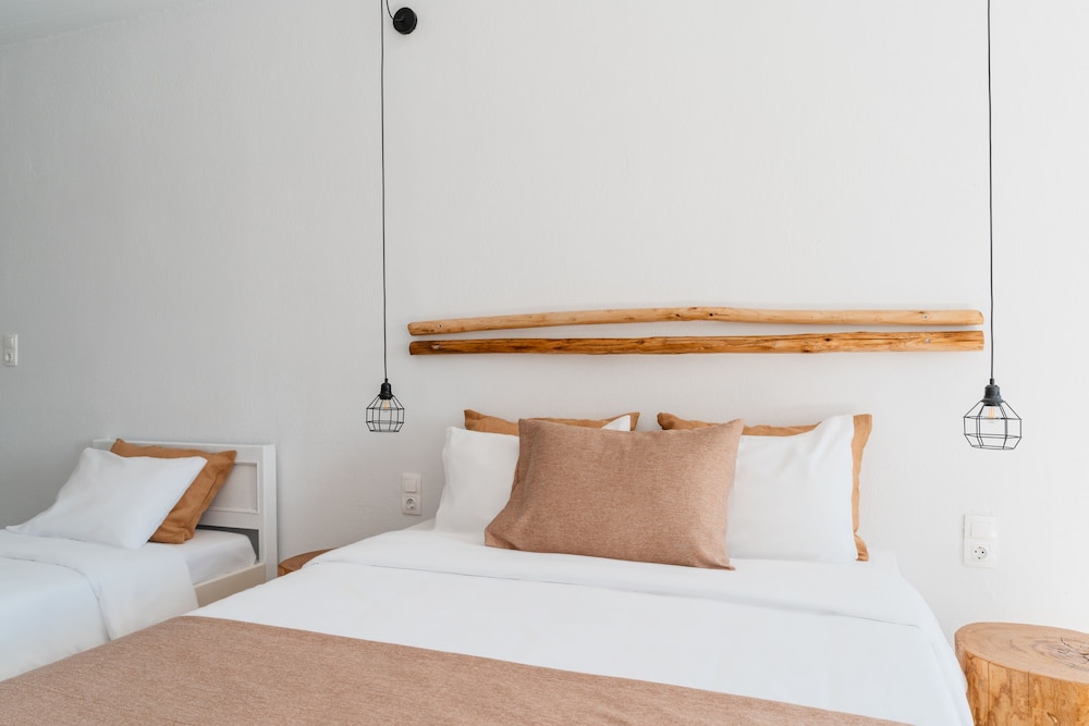Penelope Village Mykonos by Mr and Mrs White — Hotel rooms in Ano Mera, South Aegean